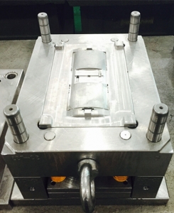 6 深圳塑膠模具廠、電器外殼模具661011、注塑模具